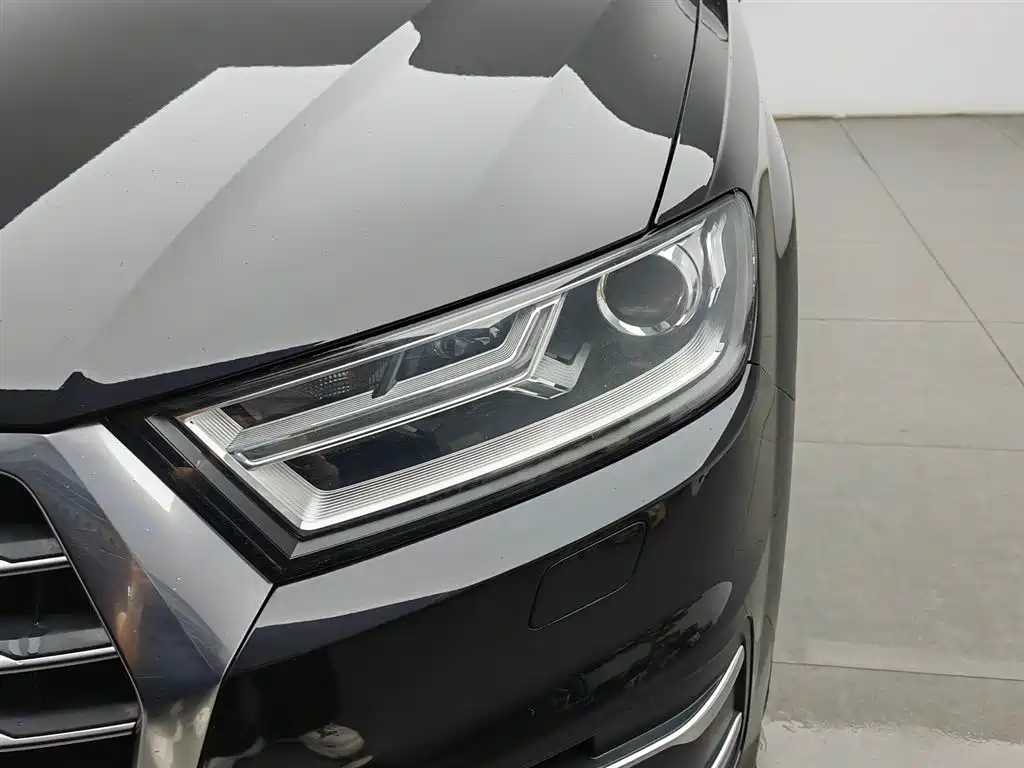 Audi Q7 2016 40 TFSI Comfort фото 7