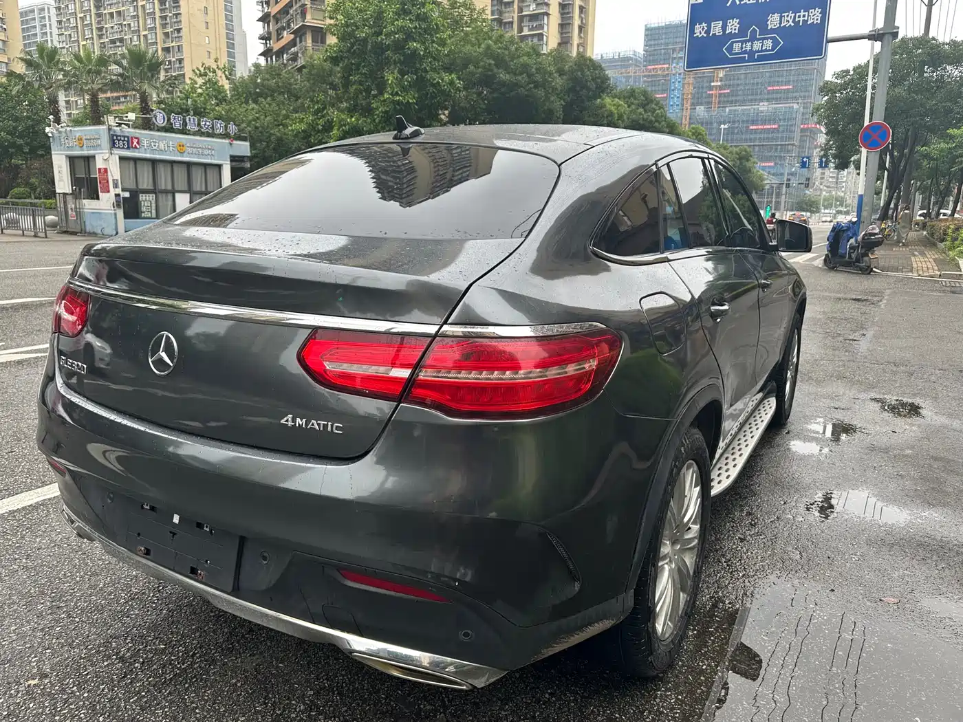 Mercedes-Benz GLE Coupe 2015 GLE 320 4MATIC Coupe SUV фото 8
