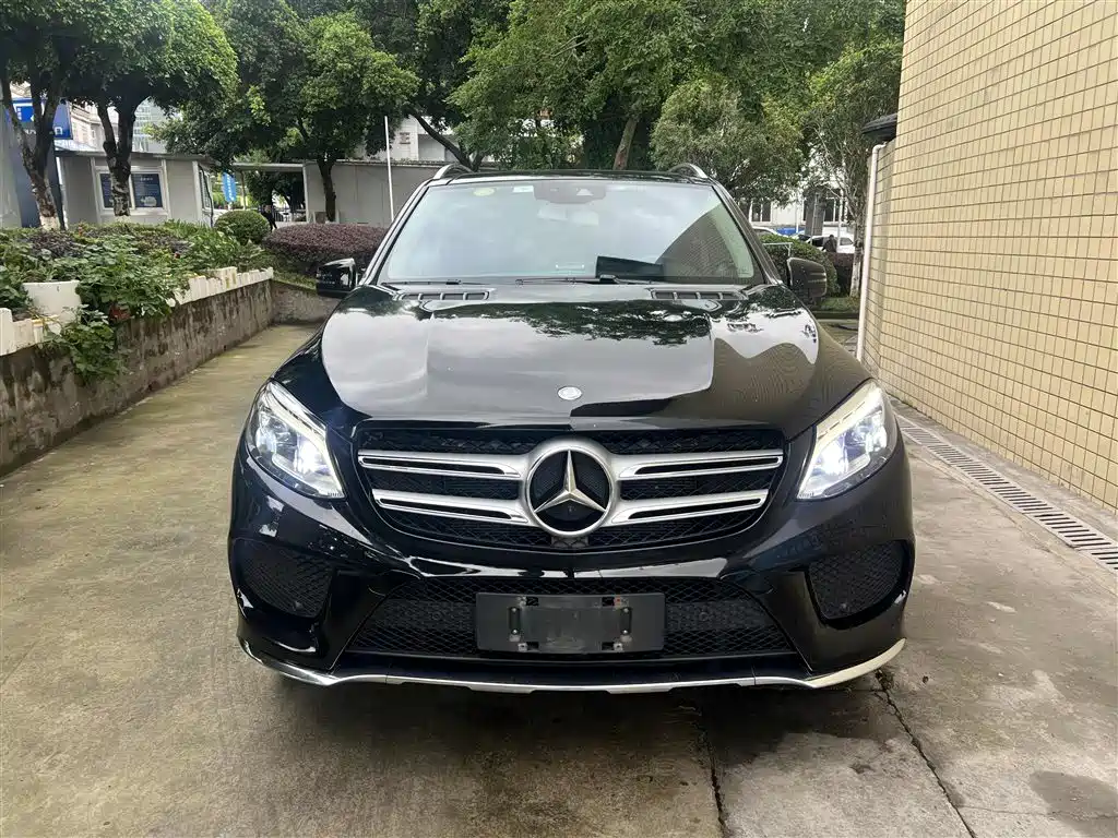 Mercedes-Benz GLE 2016 GLE 400 4MATIC фото 2