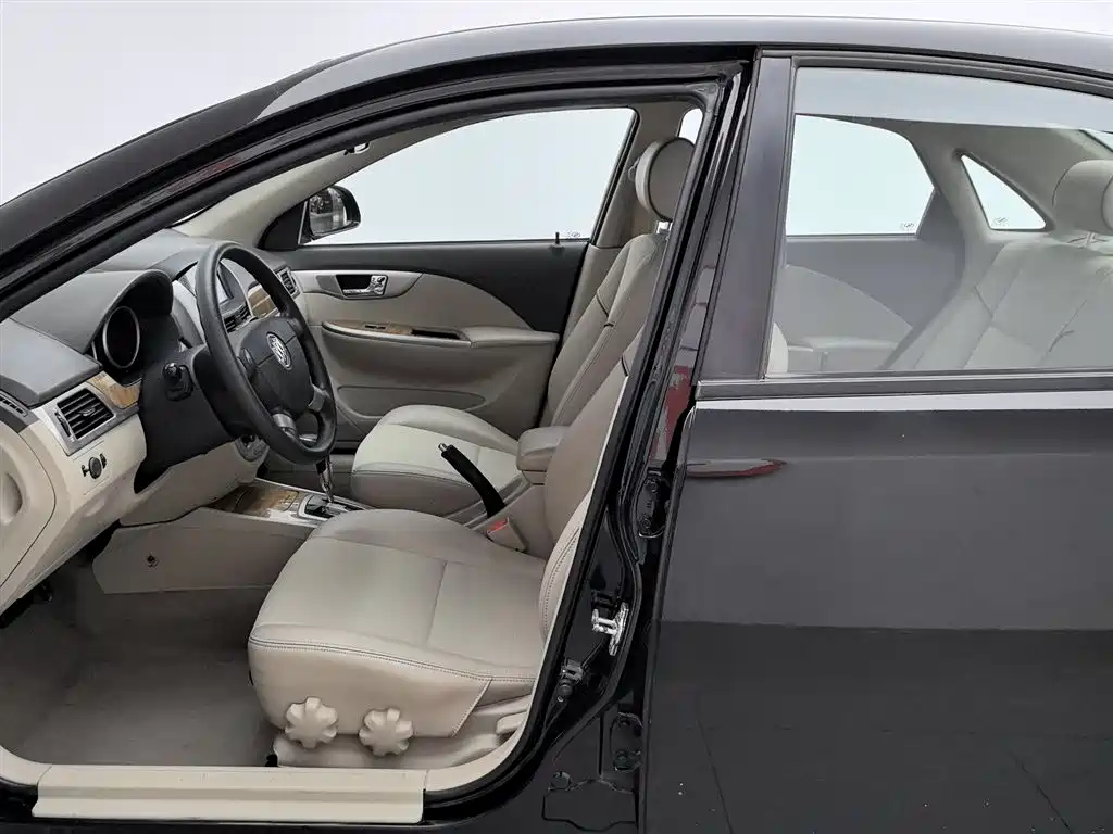Buick Excelle 2015 1.5L Automatic Classic фото 10