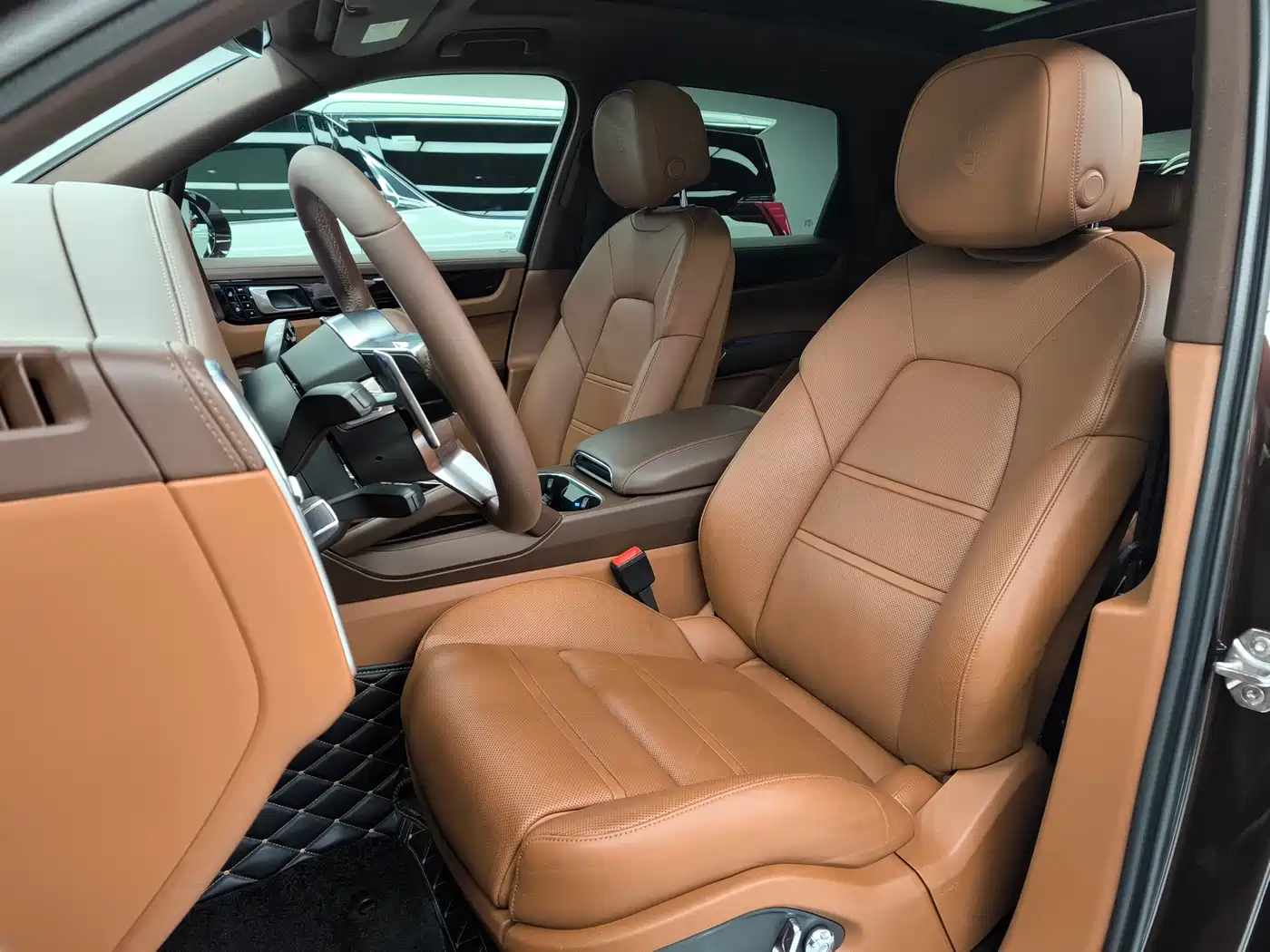 Porsche Cayenne New Energy 2021 Cayenne E-Hybrid 2.0T фото 17