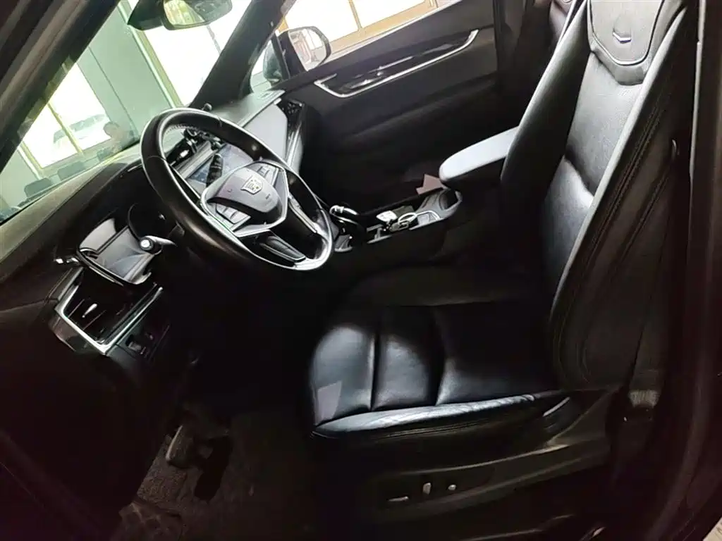 Cadillac XT5 2020 28T Luxury Model фото 15