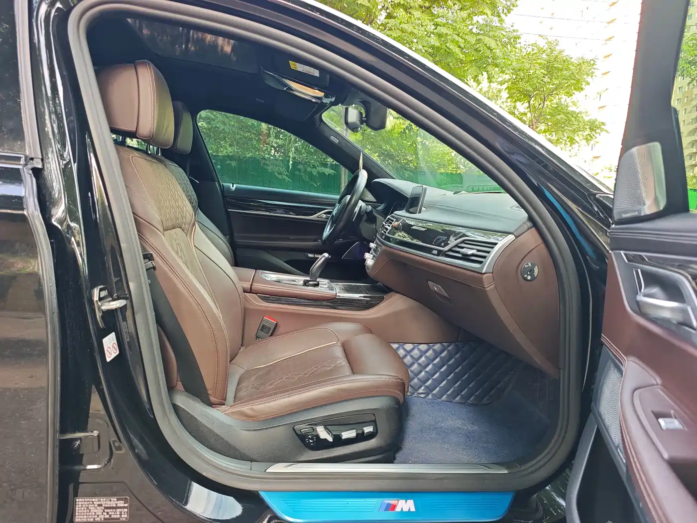 BMW 7 Series 2018 740Li Leading Type M Sport Package фото 3
