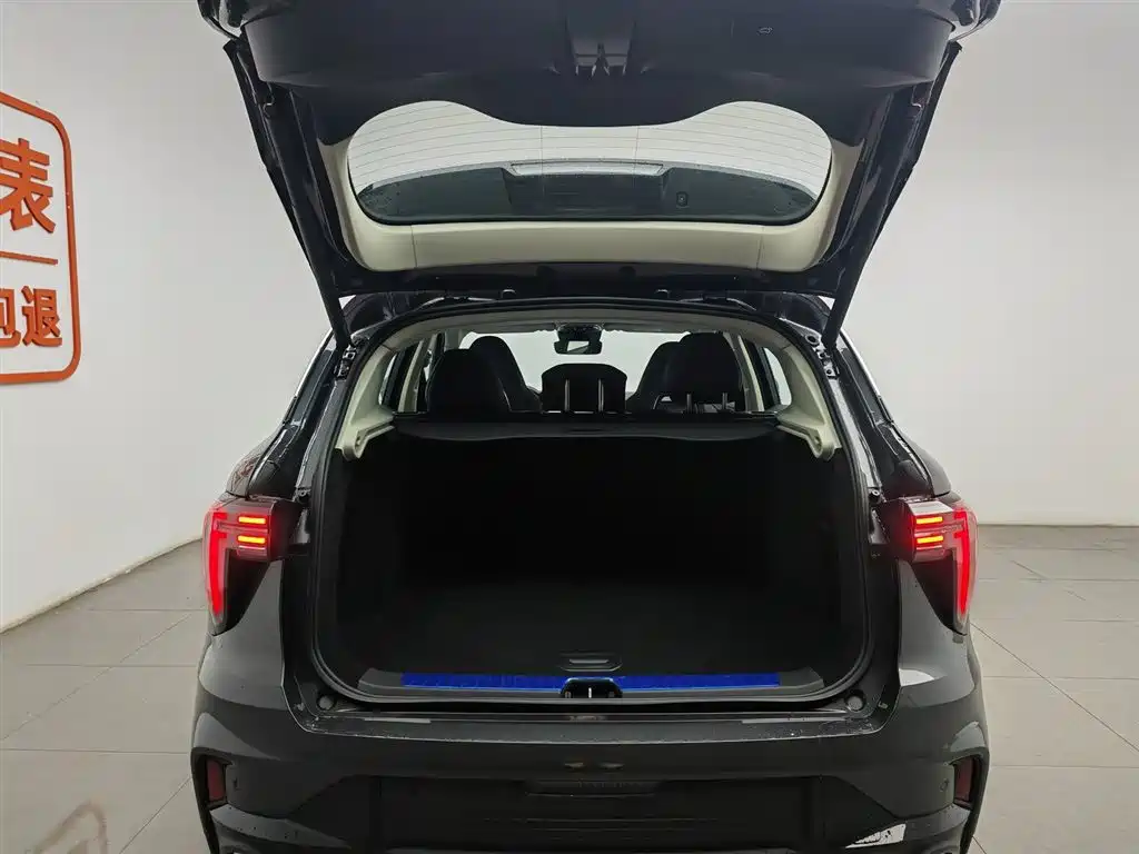 Lynk & Co 01 2023 2.0TD 2WD Pro фото 16