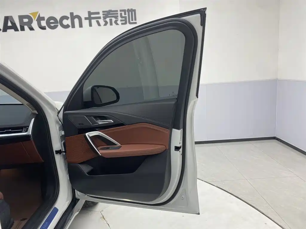 BMW X1 2025 sDrive25Li X Design Package фото 27
