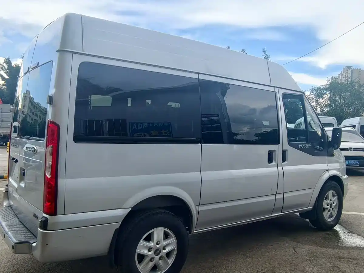 Ford New Generation Transit 2018 2016 Model 2.2T Short Wheelbase 6-Seater Mid-Roof Multi-Purpose Vehicle