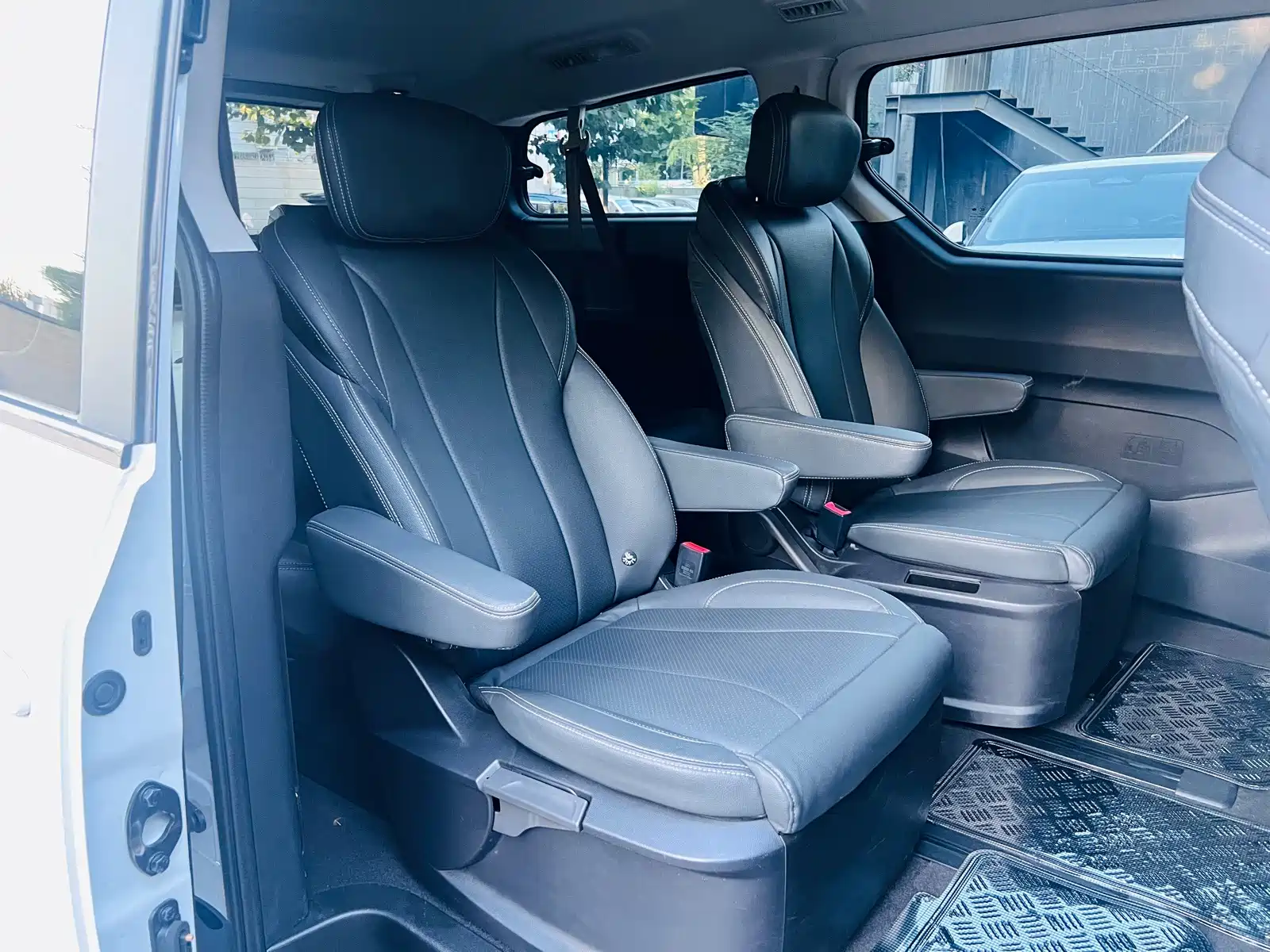 Фото 21 - Maxus G20