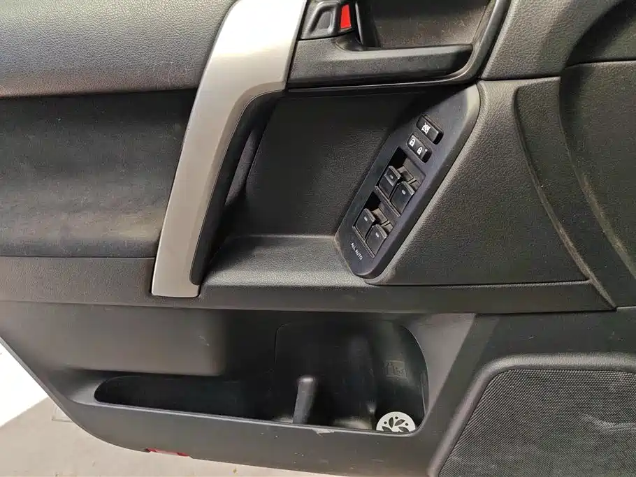 Toyota Prado 2016 2.7L Auto Standard Edition фото 7