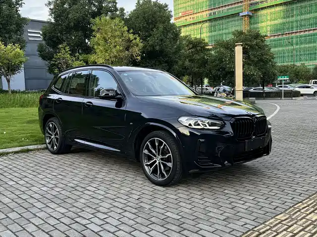 BMW X3 2023 xDrive30i Leading M Night Package — фото 3