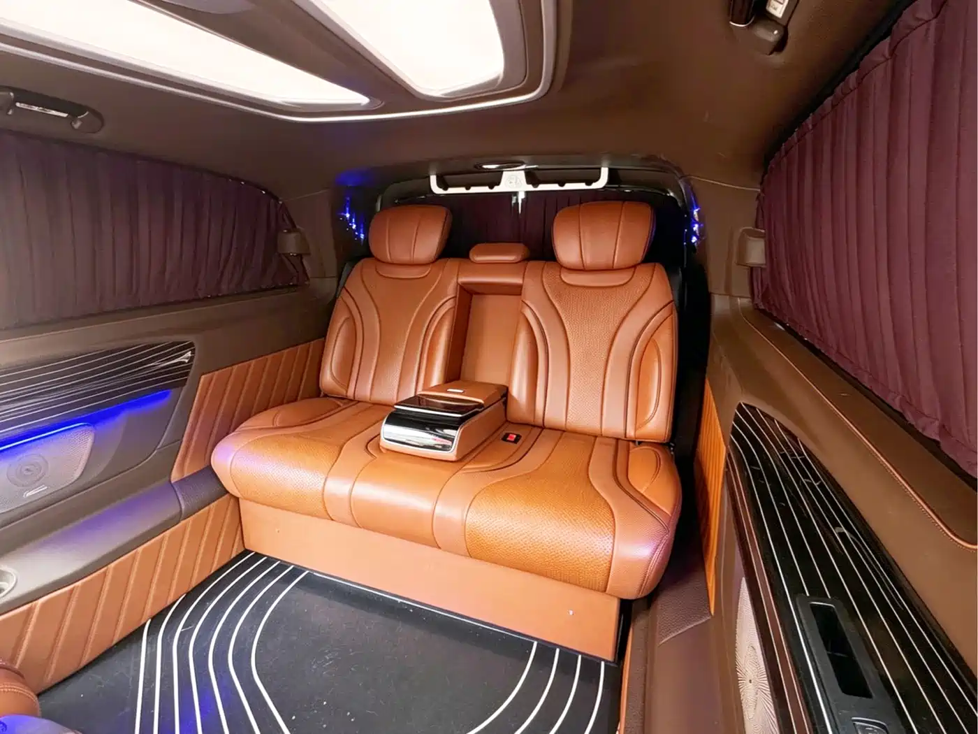 Mercedes-Benz Vito 2021 2.0T Business Edition 7-seater фото 12
