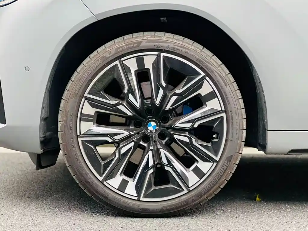 BMW X3 2026 2026 xDrive30L Premium Trim M Sport Shadowline Package