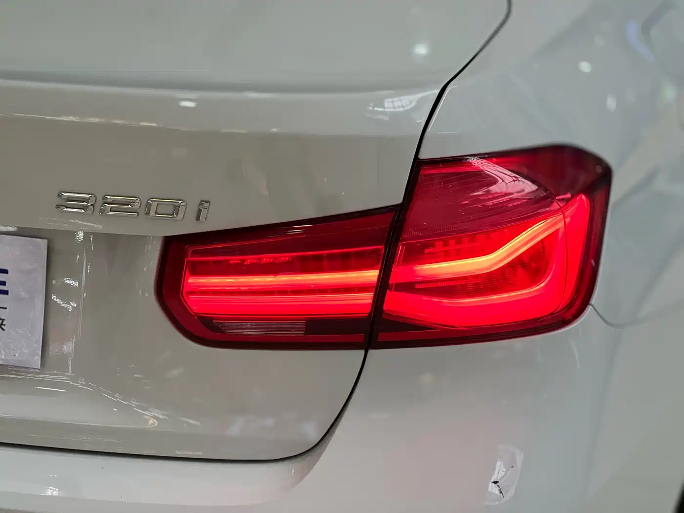 BMW 3 Series 2019 320i M Sport Package фото 14