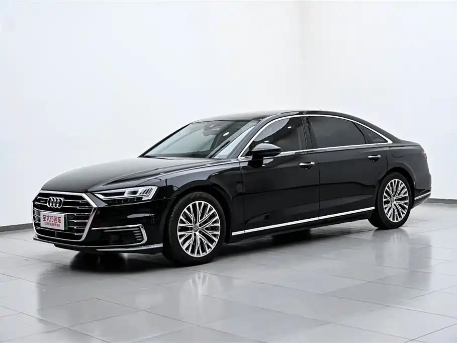 Audi A8 New Energy 2022 A8L 60 TFSIe quattro Collector's Edition фото 2