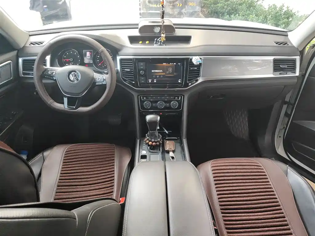 Volkswagen Teramont 2019 330TSI 2WD Luxury China VI фото 13