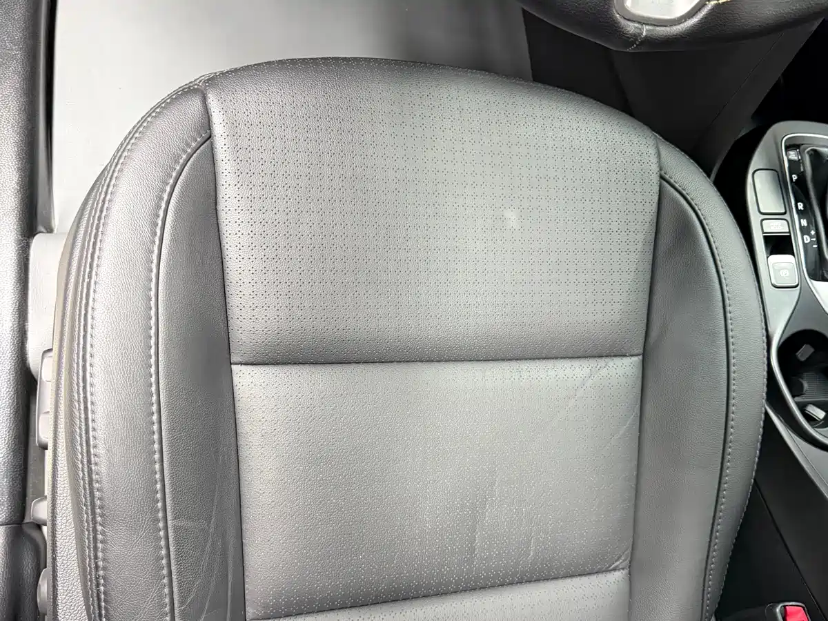 Hyundai Santa Fe 2013 Facelift 2.4L Automatic 4WD Smart фото 13