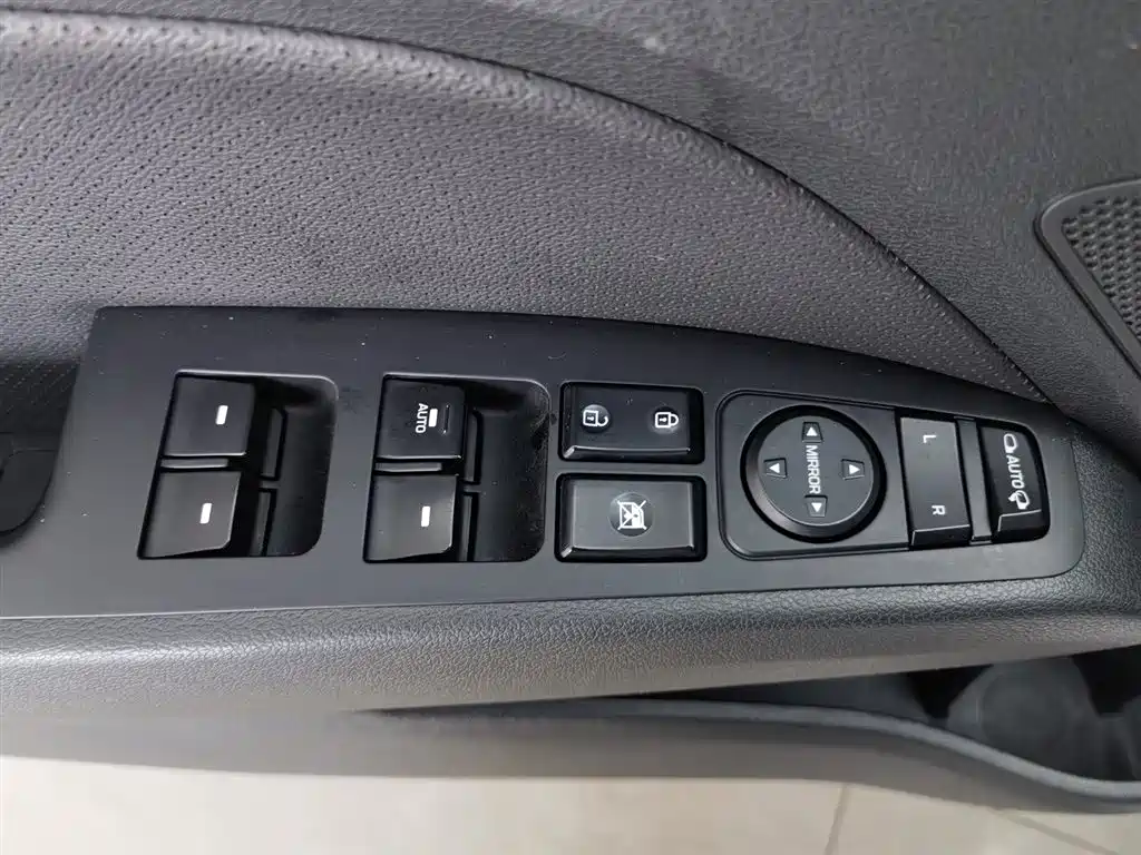 Hyundai Elantra 2020 1.4T DCT Dynamic·Vitality фото 9