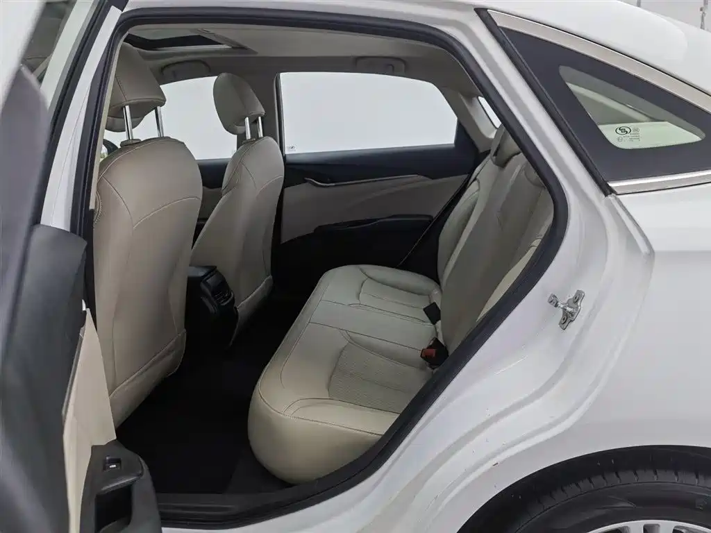 Buick Excelle 2016 15N Manual Elite фото 15