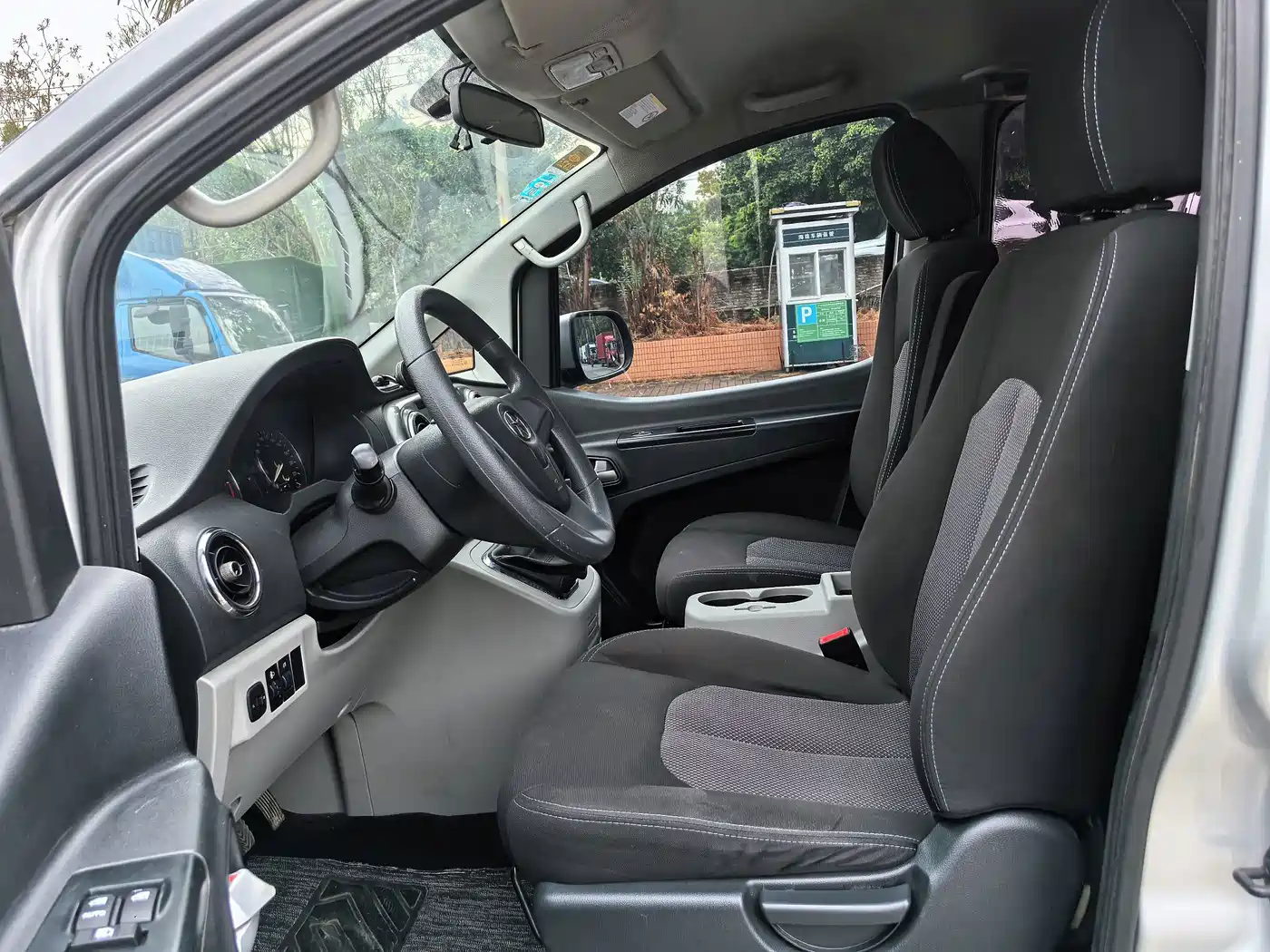 JAC Refine M3 2017 2016 IKEA Edition 1.6L Luxury Smart
