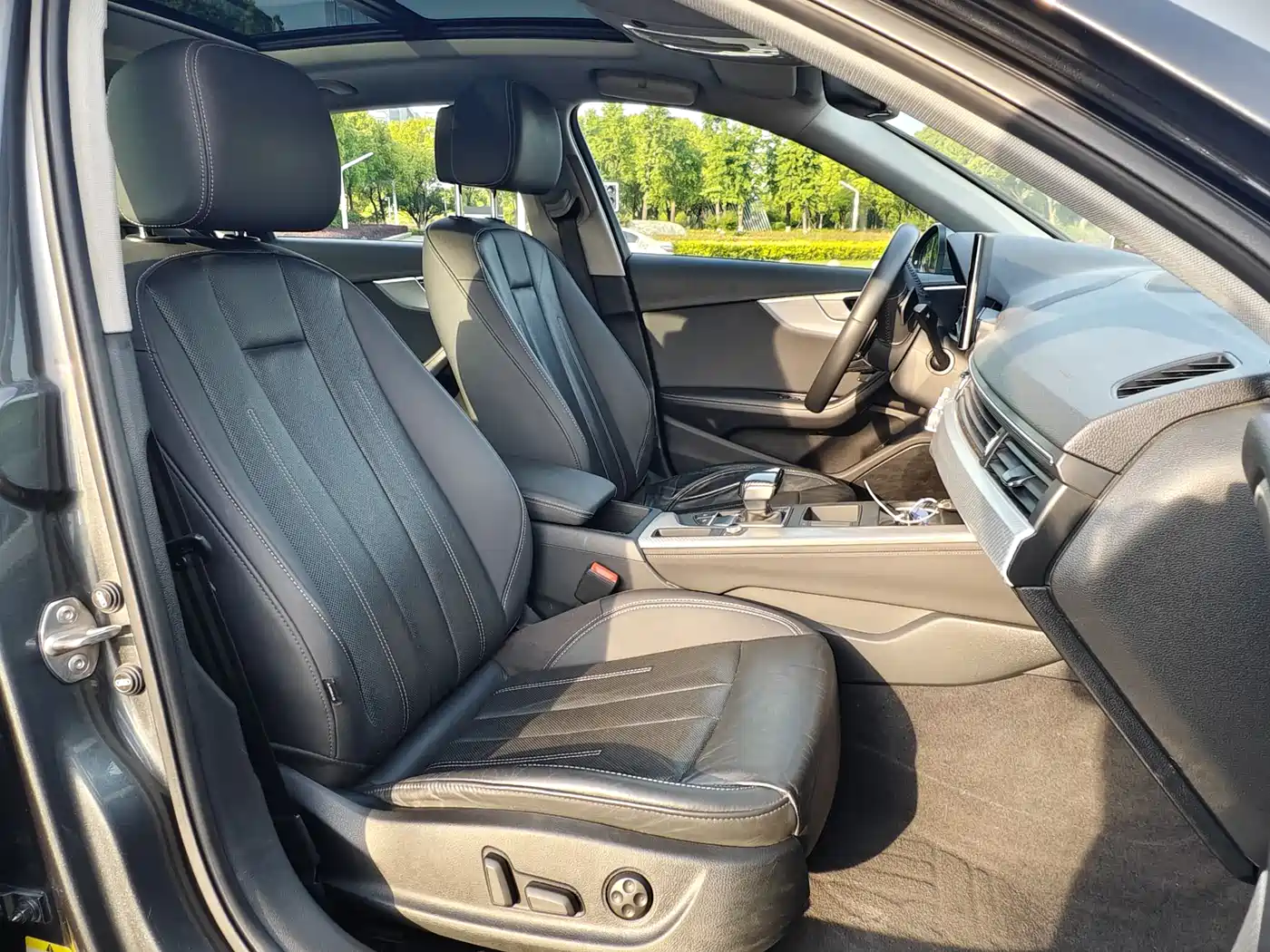 Audi A4L 2020 40 TFSI Fashion Elegance фото 11