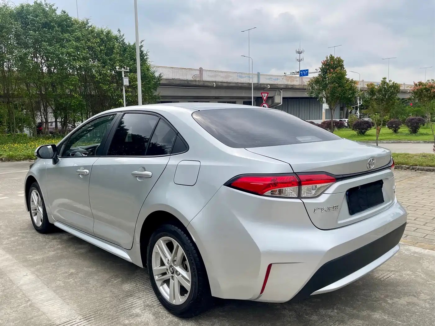 Toyota Levin 2021 185T CVT Progressive Edition фото 7