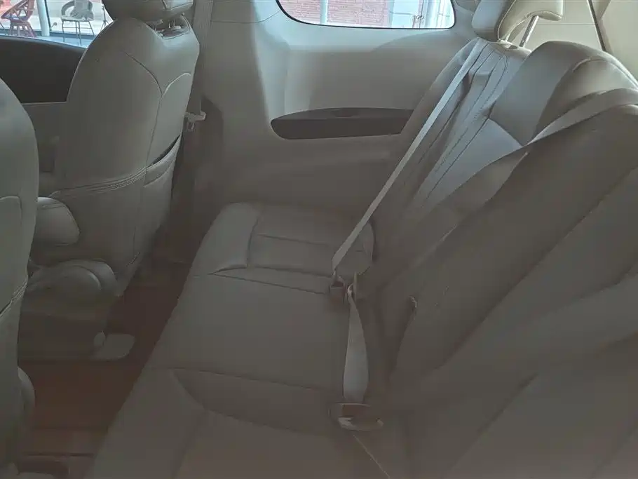 Buick GL8 2021 Land Business Class 652T Comfort фото 4
