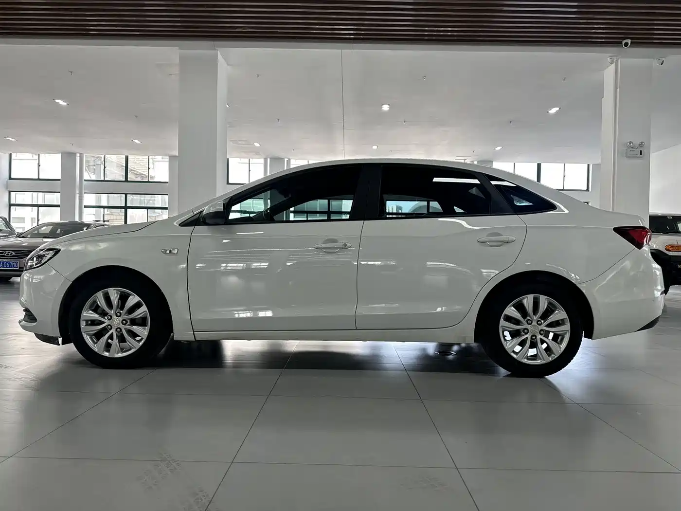 Buick Excelle 2018 15T Dual Clutch Elite (China V) фото 8