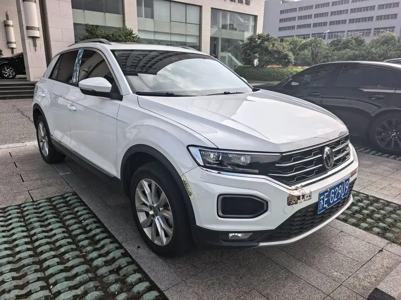 Volkswagen T-ROC 2022 280TSI DSG 2WD Elite PLUS фото 2