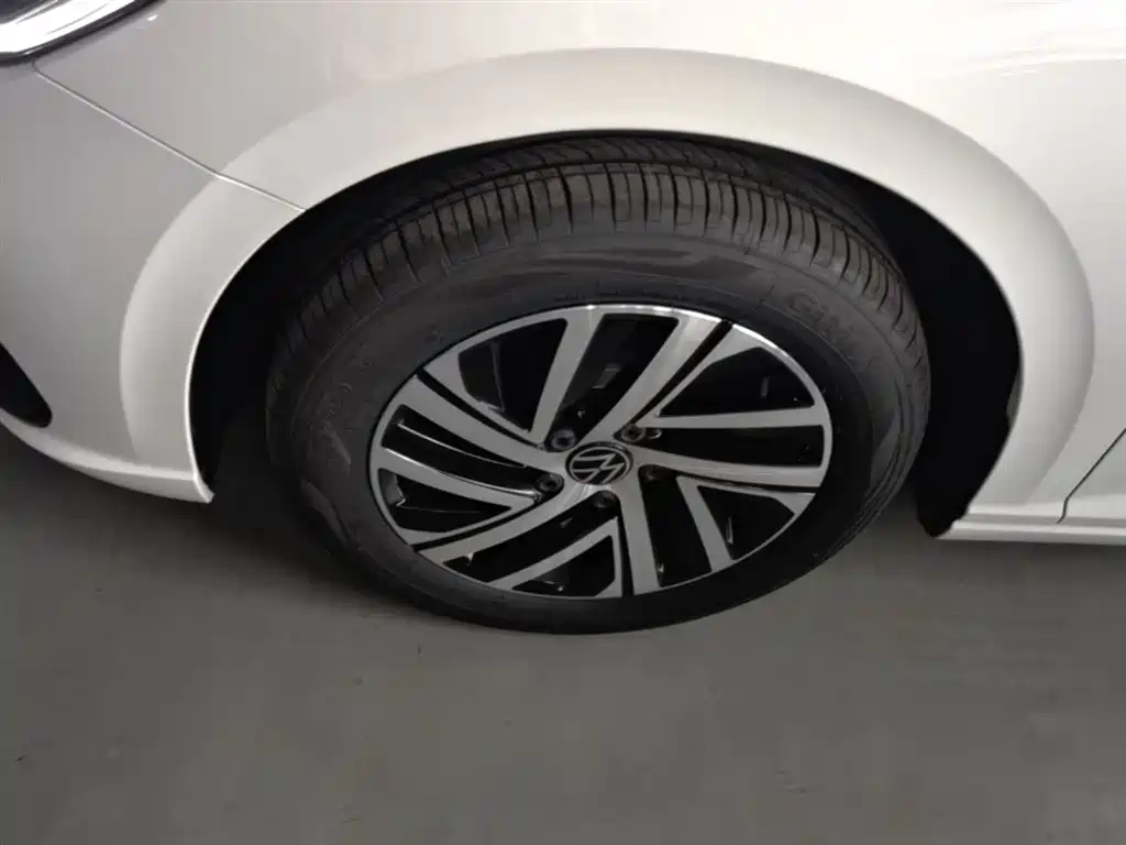 Volkswagen Lavida 2024 Model 1.5L Automatic Starlight 5 Million Edition фото 23