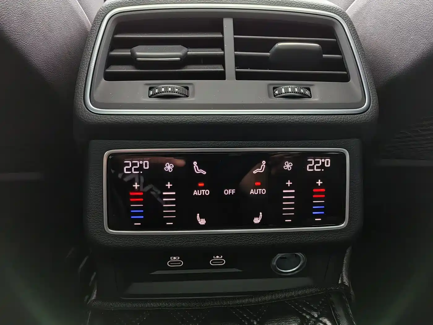 Audi A6L 2023 Facelift 55 TFSI quattro Exclusive Dynamic фото 22