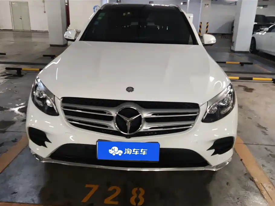 Mercedes-Benz GLC 2016 GLC 300 4MATIC Dynamic фото 2