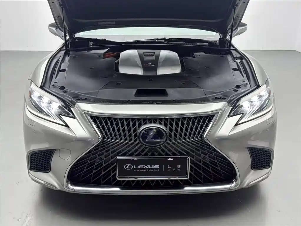 Lexus LS 2020 500h Excellence (China V) фото 3