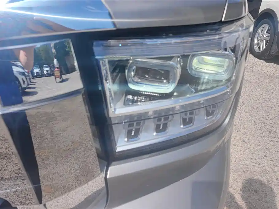 Tank 500 EV 2024 Hi4-T фото 5