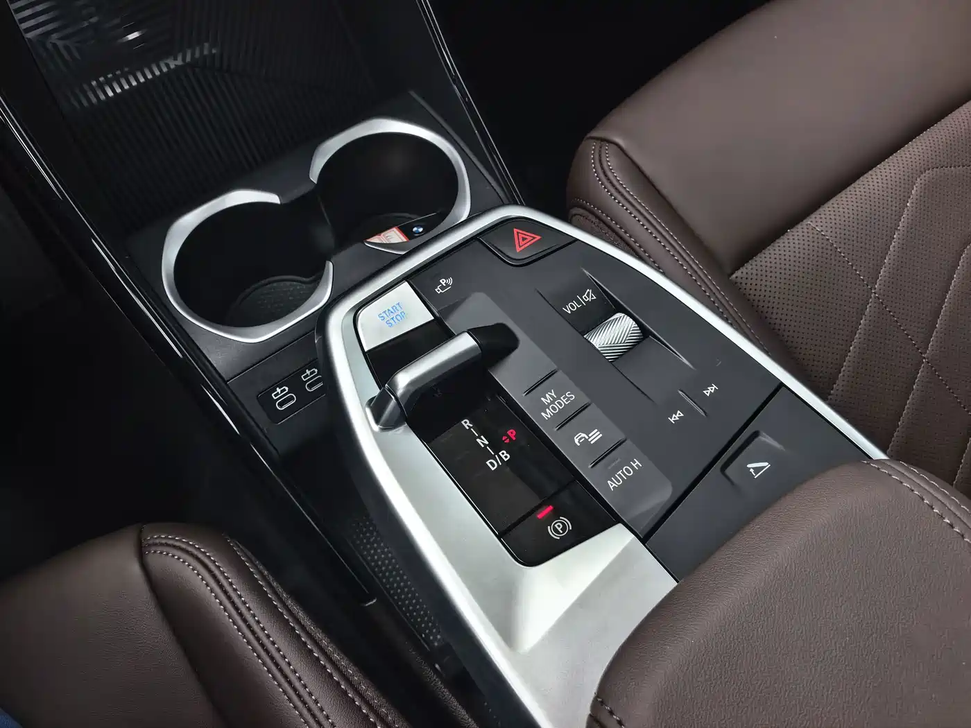 BMW iX1 2025 2025 eDrive25L M Sport Package