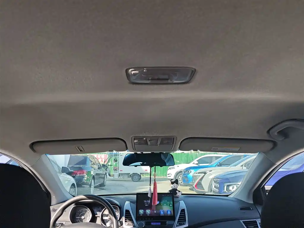 Hyundai Langdong 2015 1.6L Auto Trend фото 18
