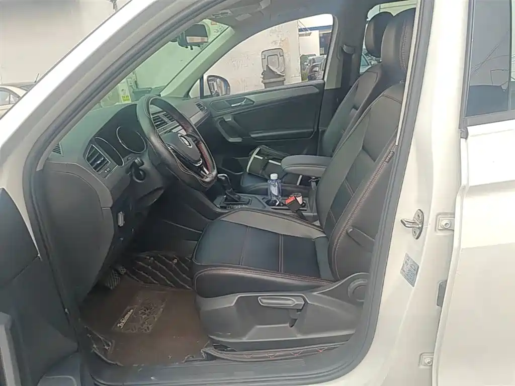 Volkswagen Tiguan L 2020 330TSI Auto 2WD Trend China VI фото 15