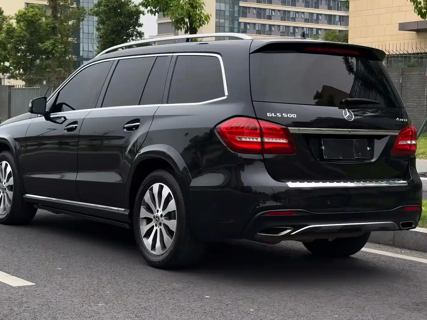 Mercedes-Benz GLS 2018 Facelift GLS 400 4MATIC Sport фото 15