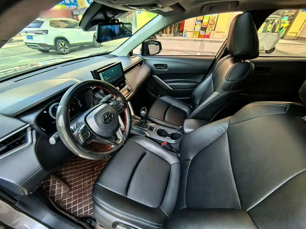 Toyota Corolla Cross 2024 2.0L Elite Edition фото 18