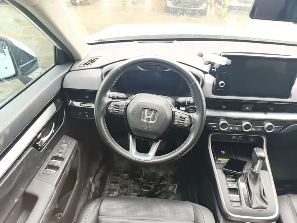 Фото 11 - Honda CR-V