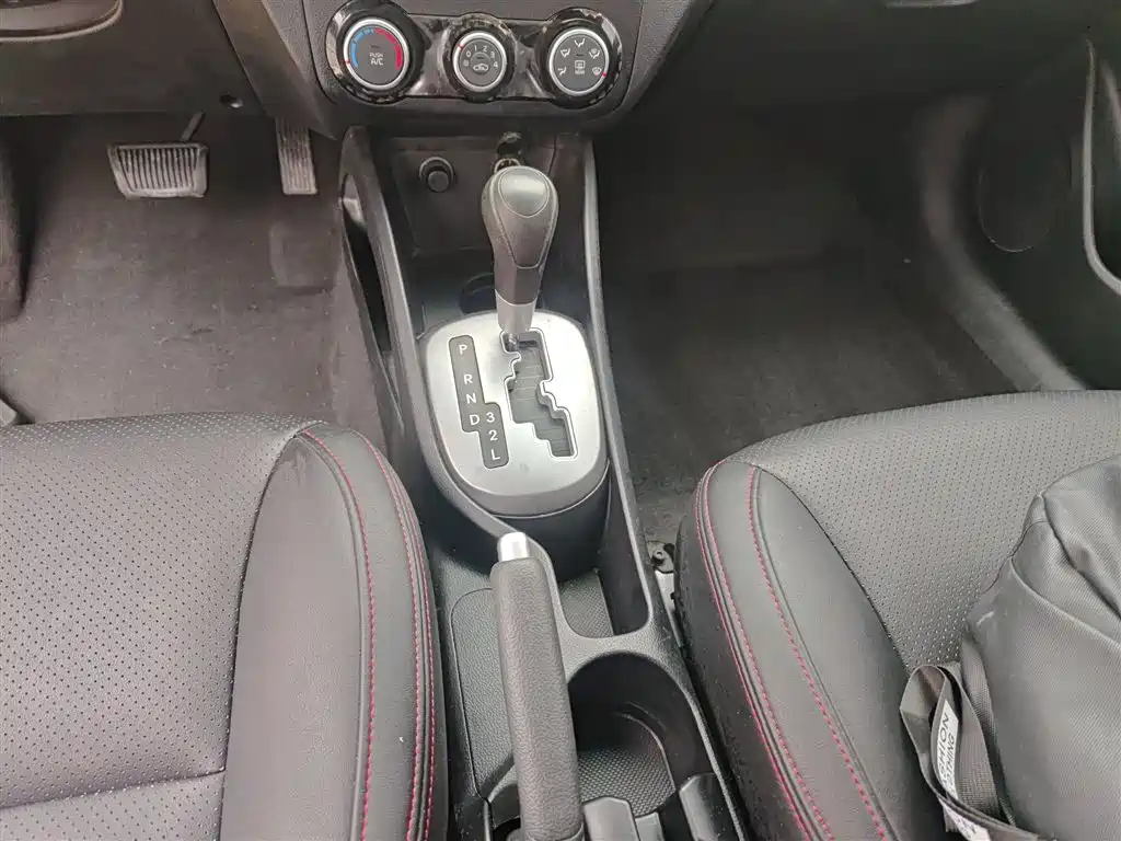 Kia K2 2015 Sedan 1.4L AT GLS фото 14