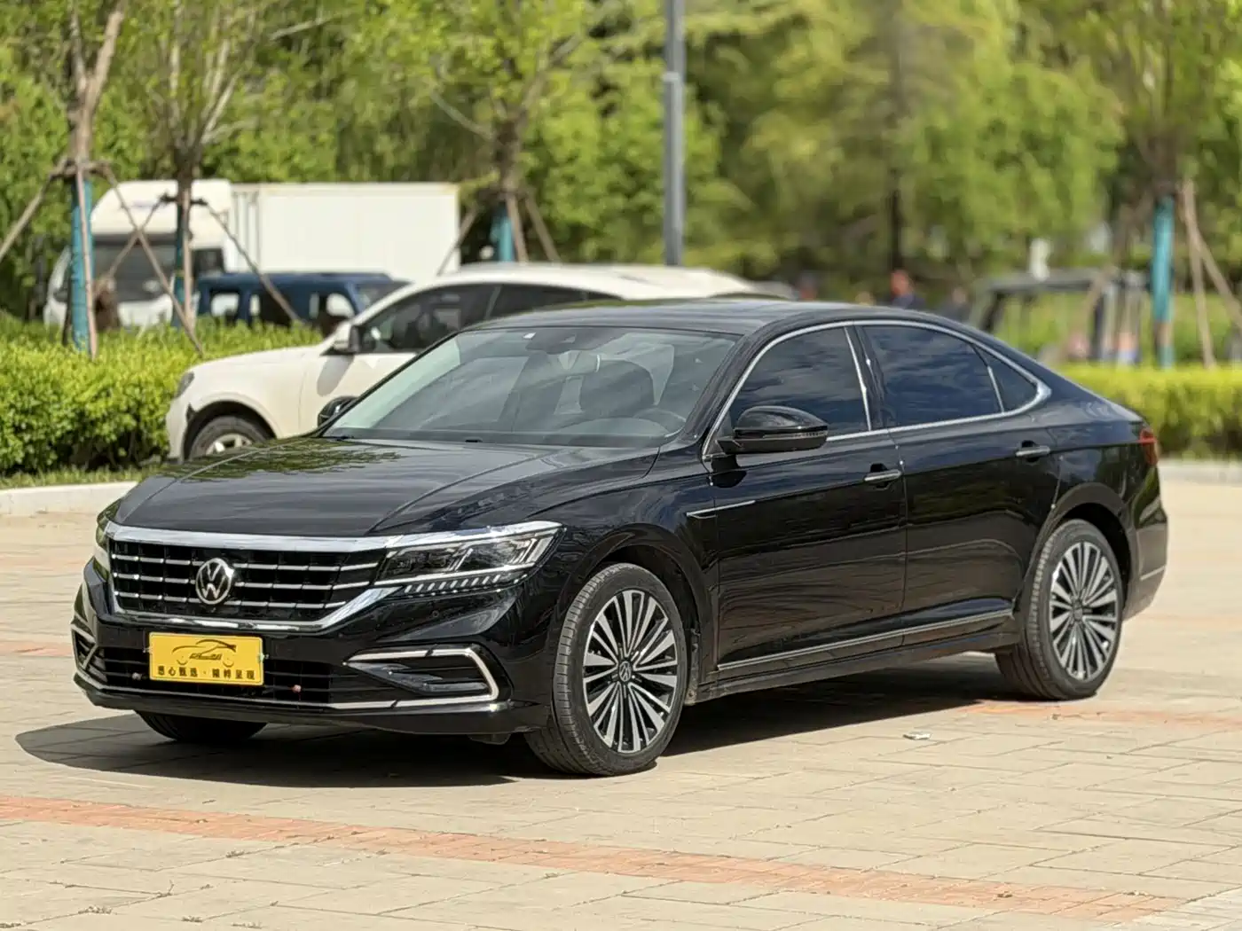Volkswagen Passat 2021 380TSI Premium Edition