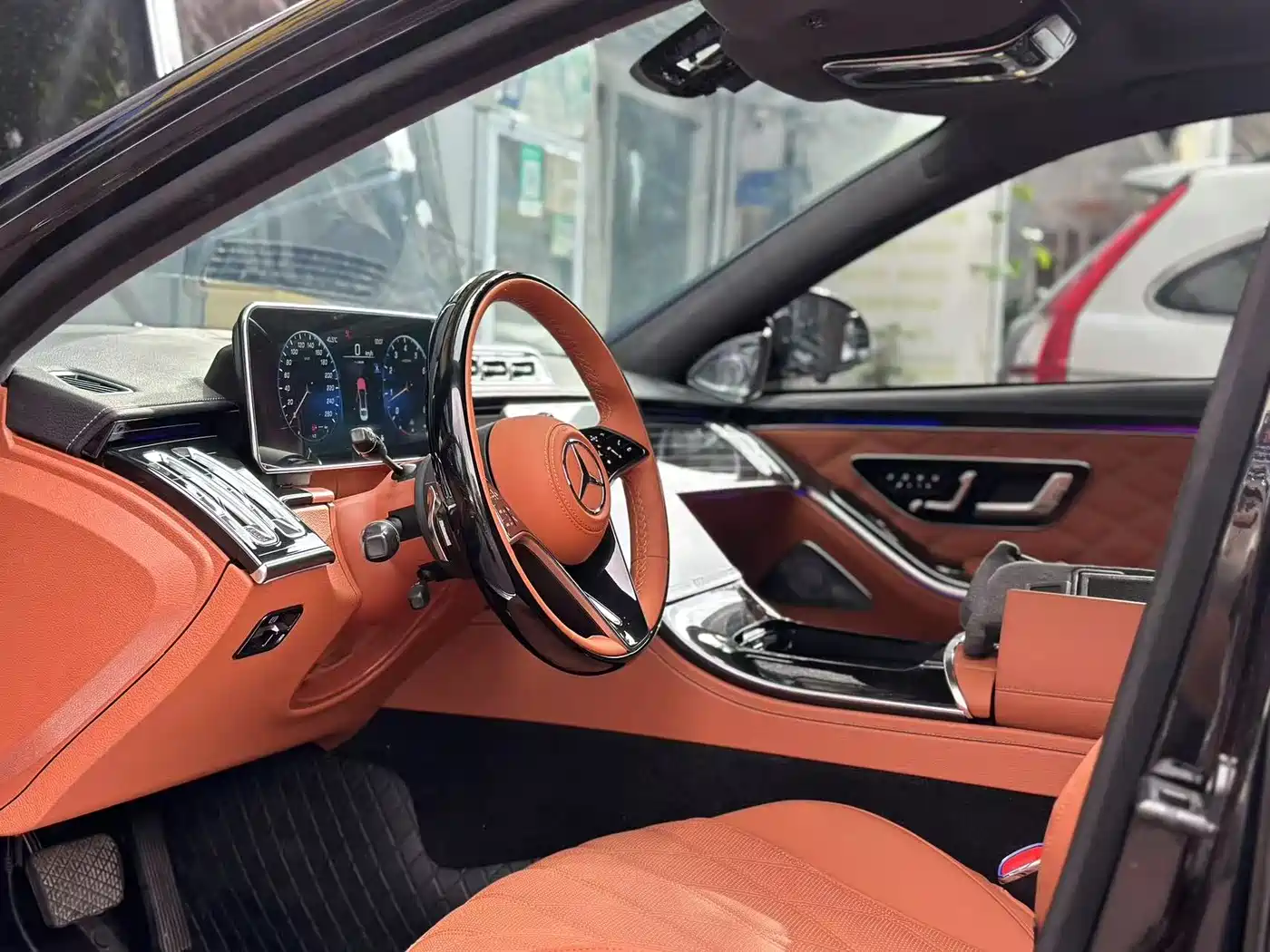 Mercedes-Benz S-Class 2012 S 300 L Luxury Grand Edition фото 5