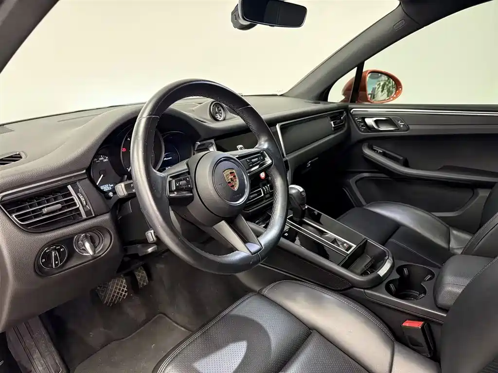 Porsche Macan 2023 Macan 2.0T фото 8