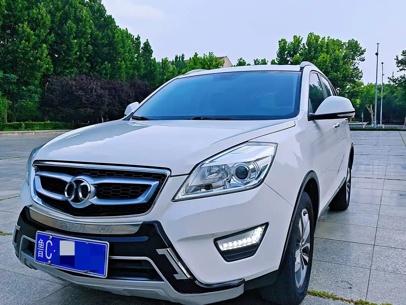 BAIC Senova X65 2015 2015 2.0T Manual Luxury
