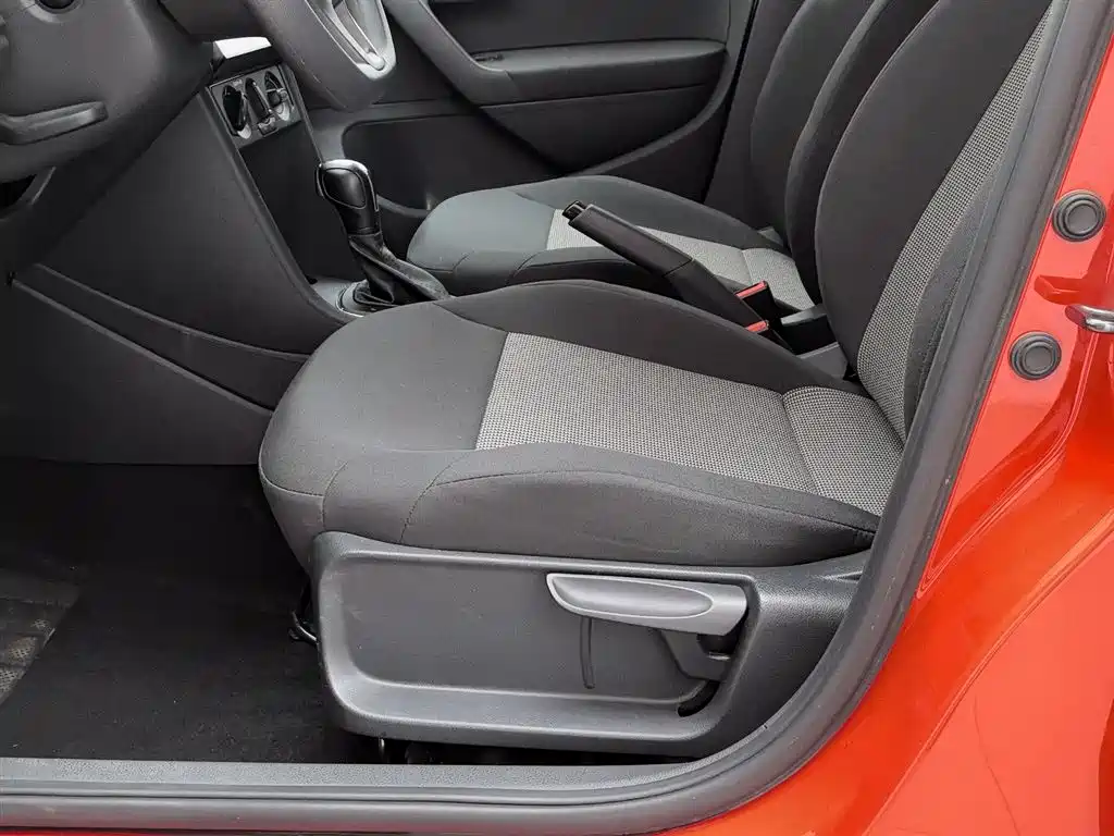 Volkswagen Polo 2018 1.5L Auto Safe Drive фото 20