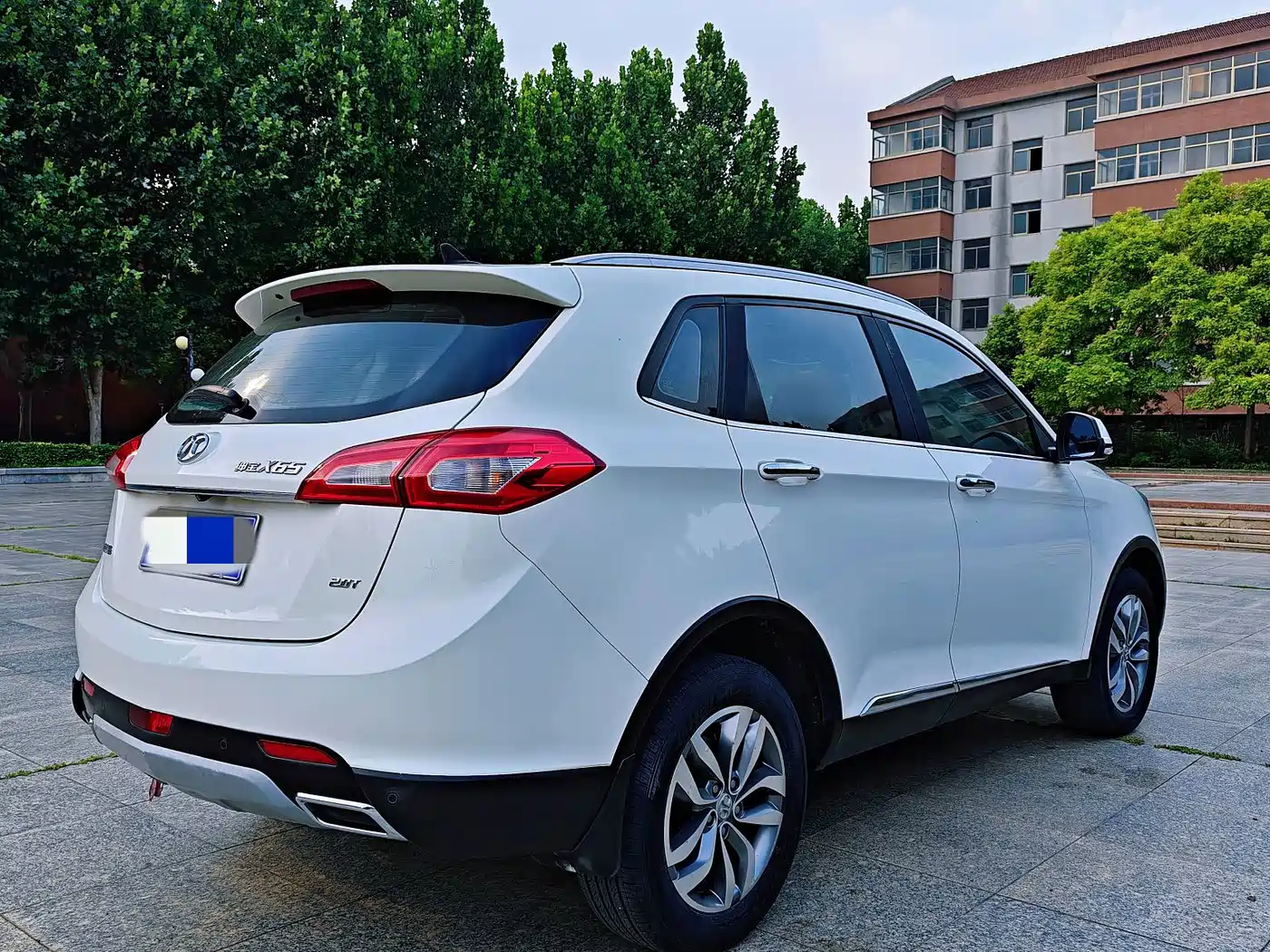 BAIC Senova X65 2015 2015 2.0T Manual Luxury