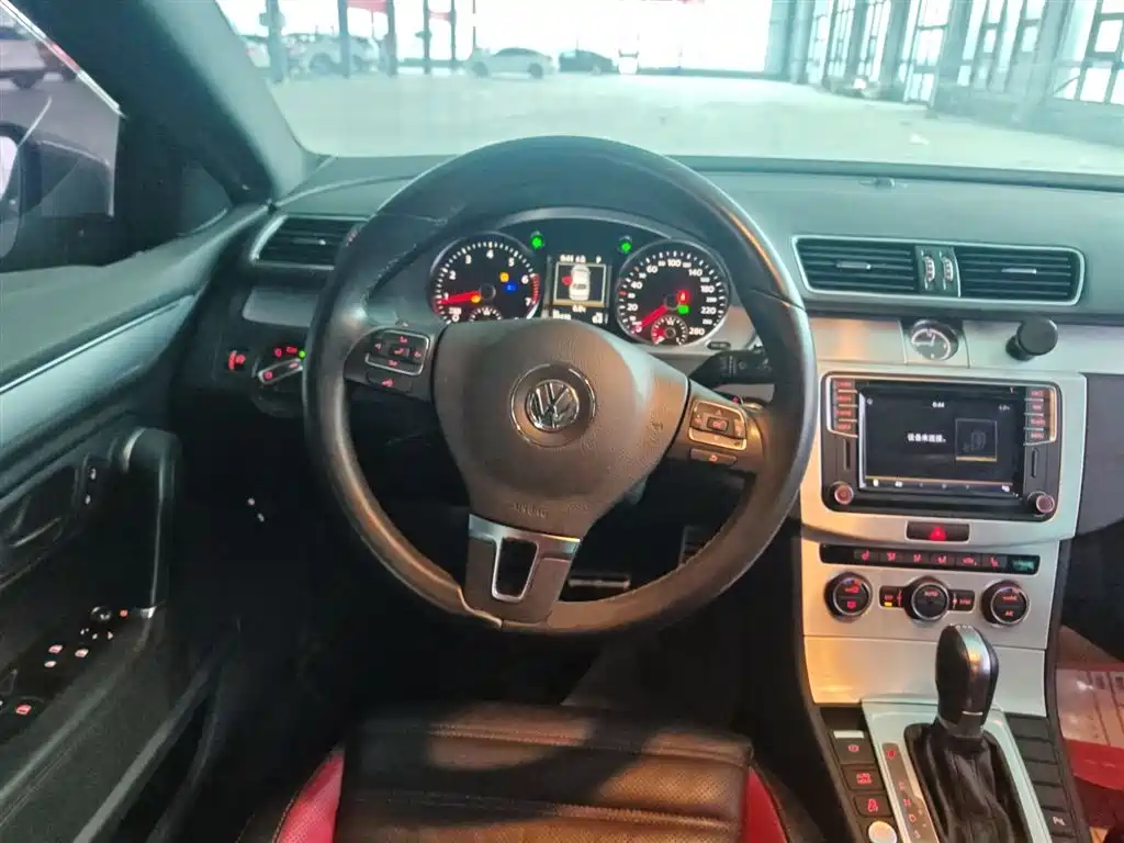 Volkswagen FAW-Volkswagen CC 2016 Model 1.8TSI Luxury фото 11