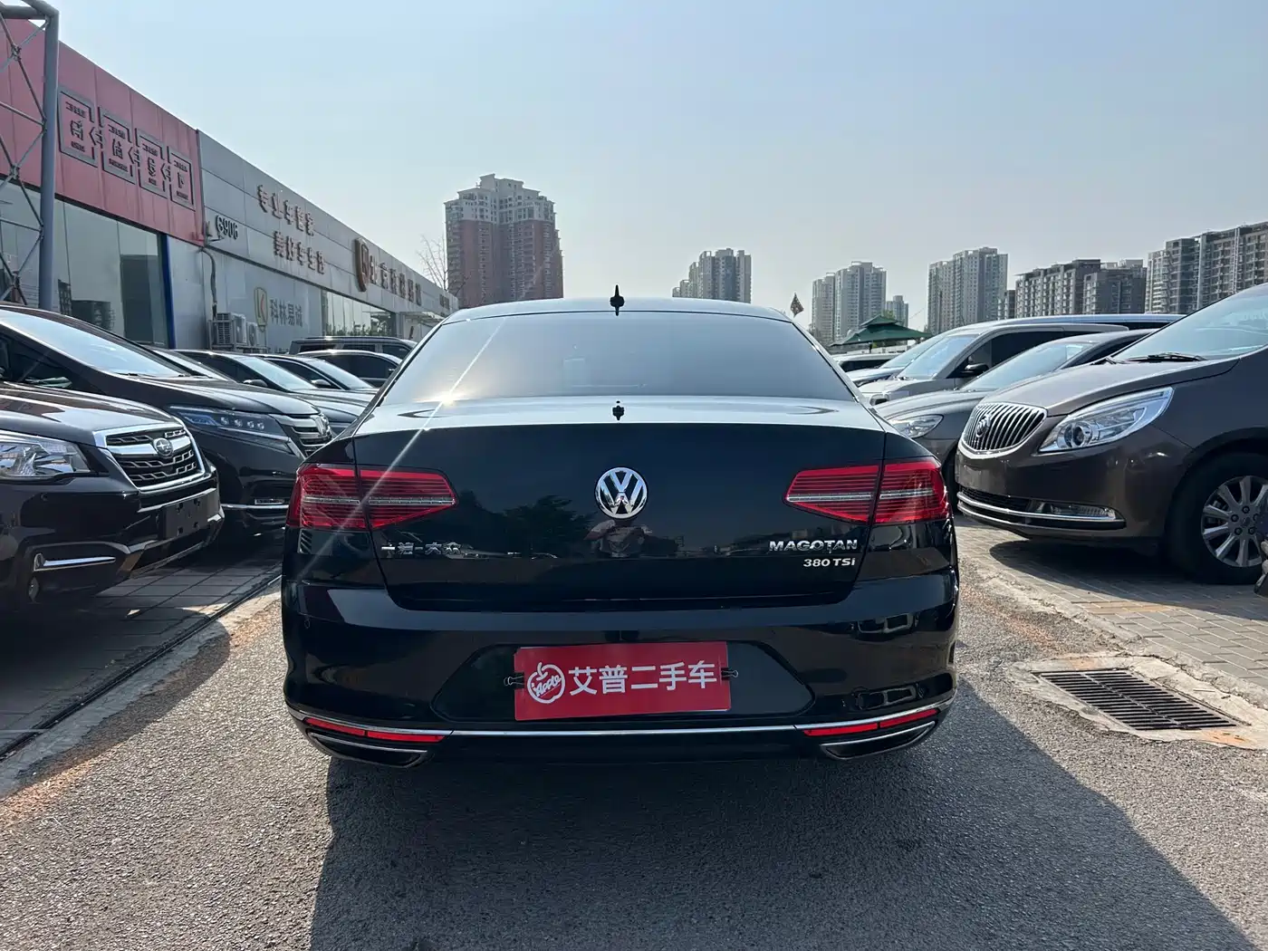 VOLKSWAGEN MAGOTAN