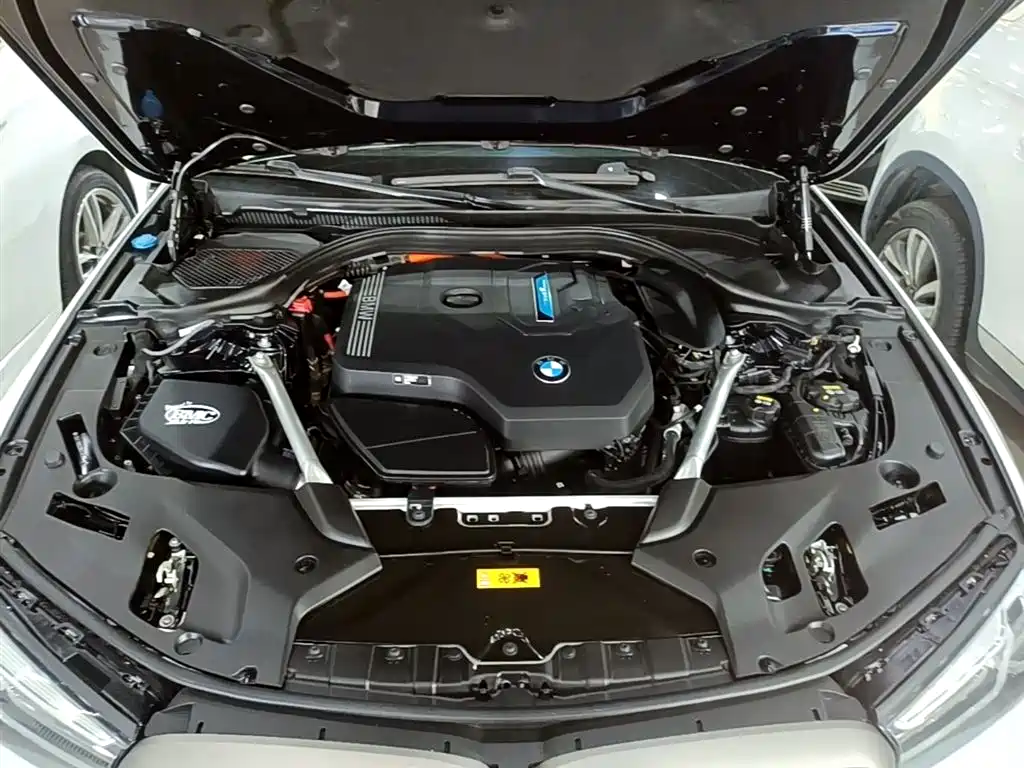 BMW 5 Series New Energy 2022 Facelift II 535Le Pioneer Edition M Sport Package фото 20