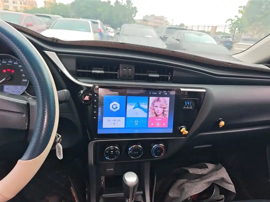 Toyota Corolla 2017 Facelift 1.2T S-CVT GL фото 13