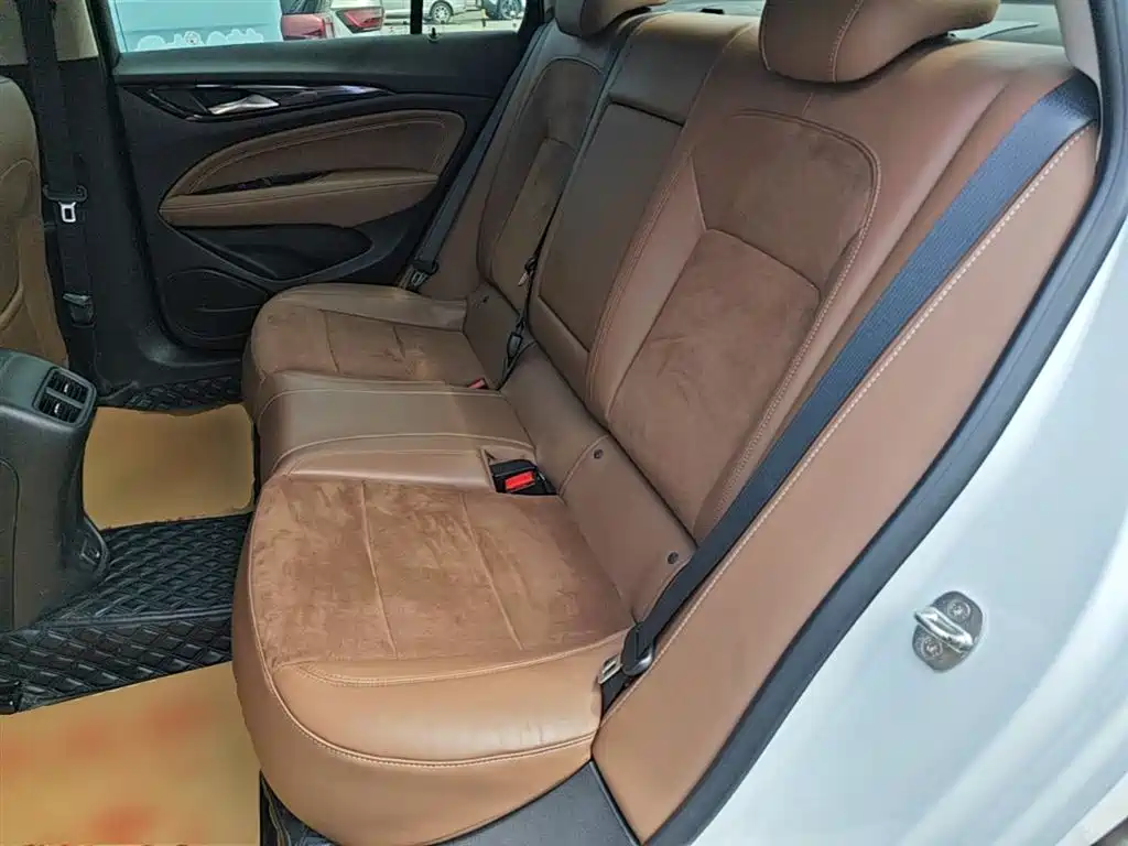 Buick Regal 2019 20T Elite China VI фото 17